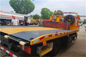 晋州附近拖车电话号码服务